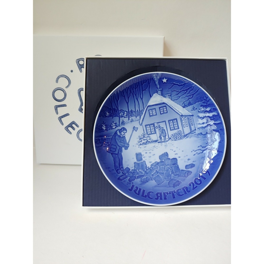 Royal Copenhagen plate w/ box 2019 chopping firewood